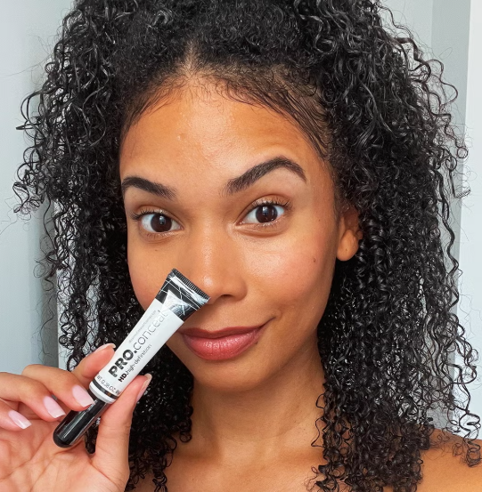 TikTok’s Latest Trend: The Return of White Concealer!