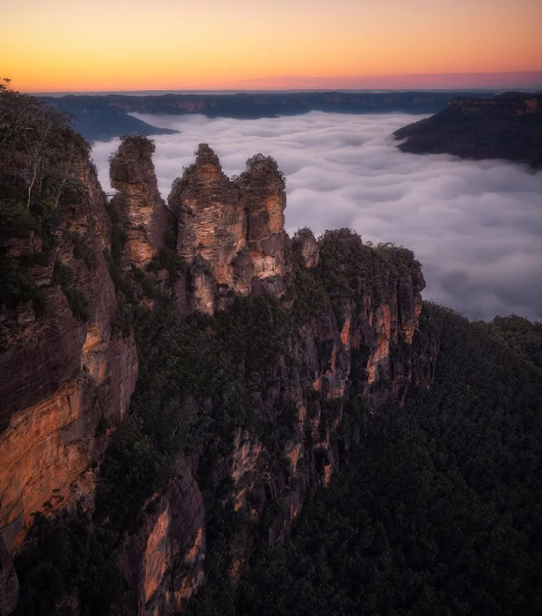 Discovering the Wonders of the Three Sisters Walk in the Blue Mountains