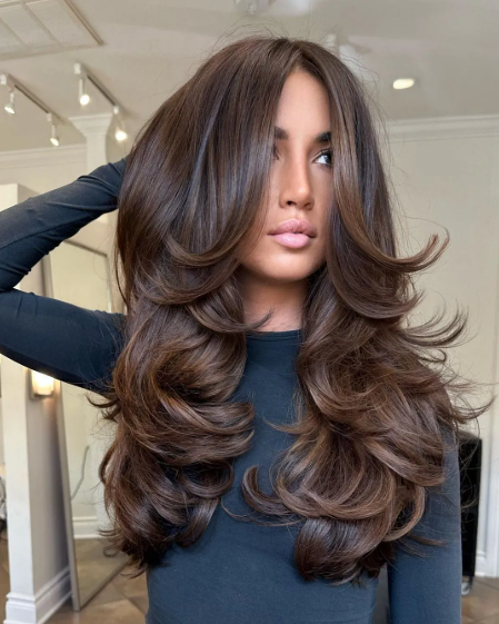 What is the ‘Expensive Brunette’ Hair Trend?